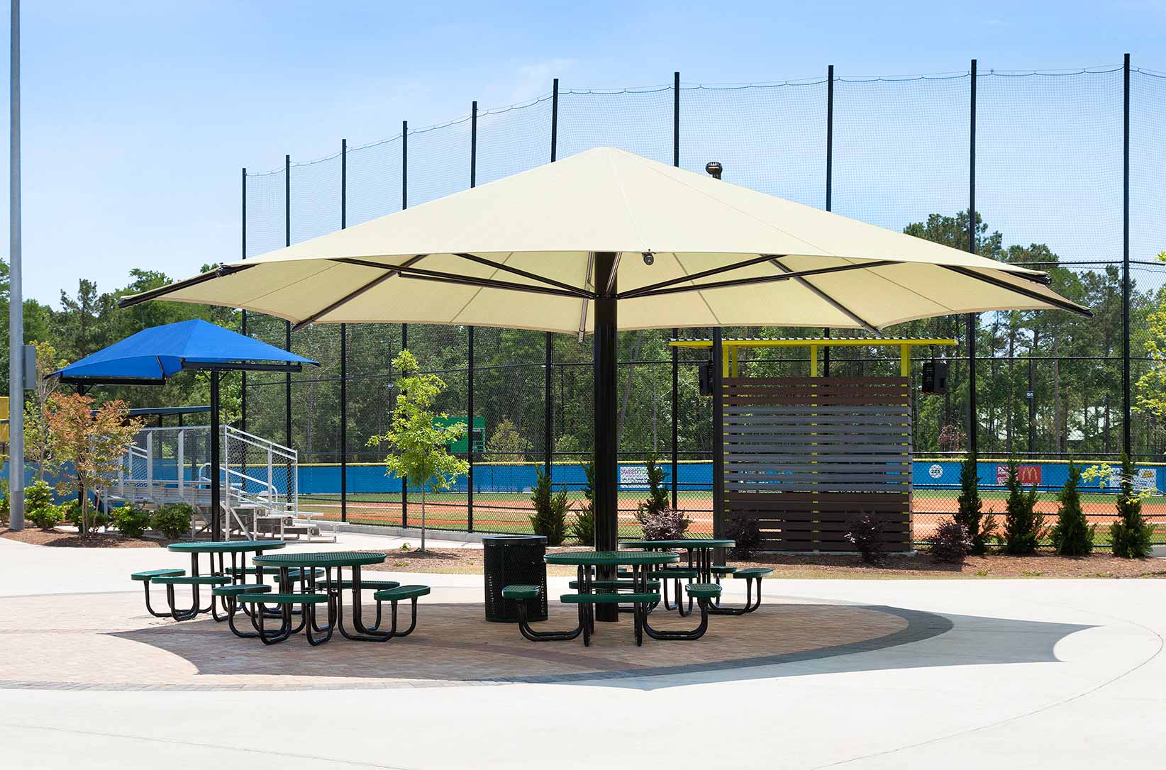 Shade Systems Single Post Umbrella - Signature Sites