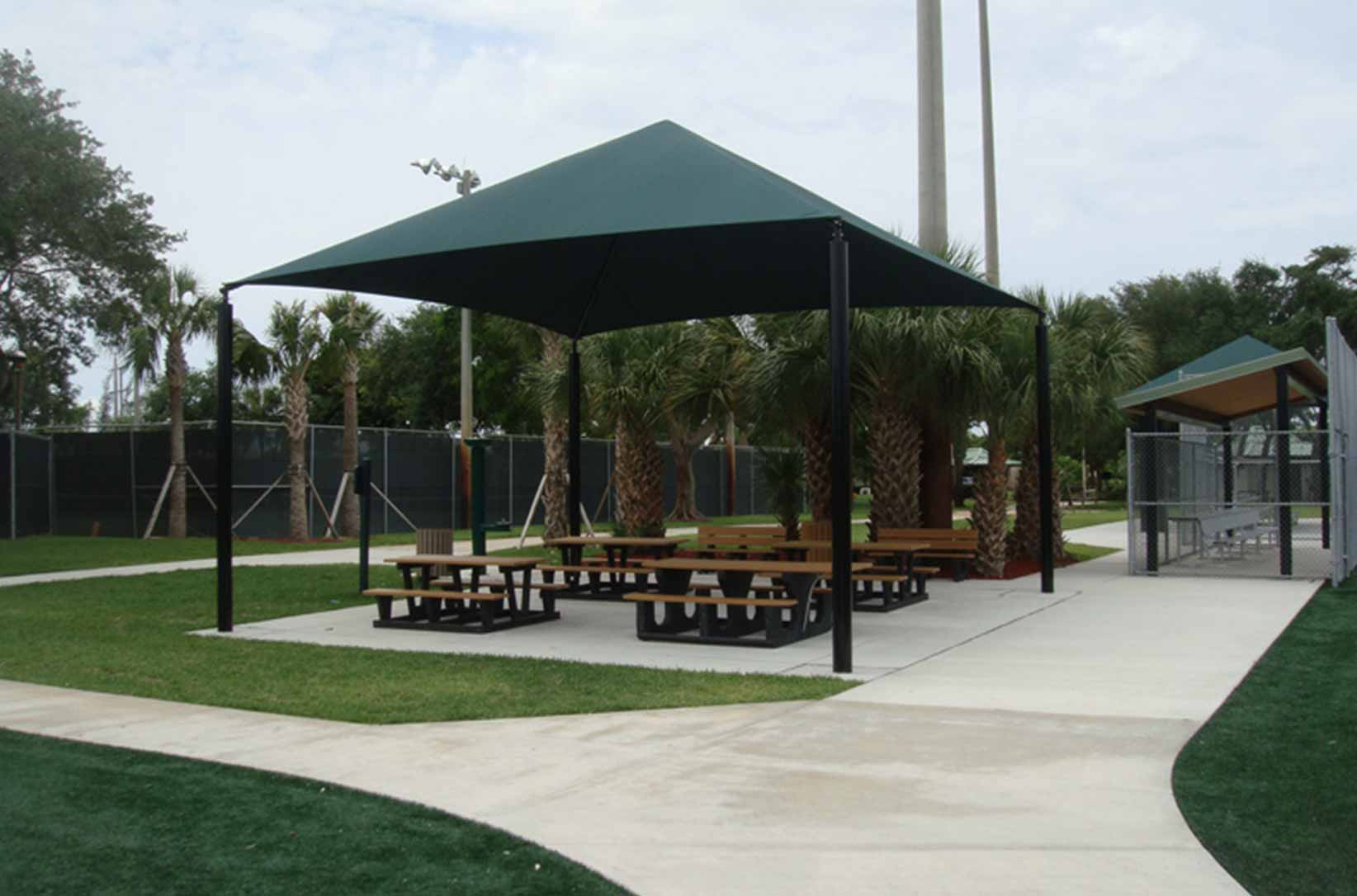 Shade Systems Square - Signature Sites